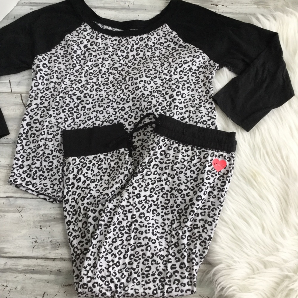 Victoria’s Secret Leopard Print Pajama Set